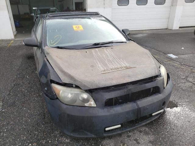 Photo 9 from auction – 2005 TOYOTA SCION TC with VIN JTKDE177950019044