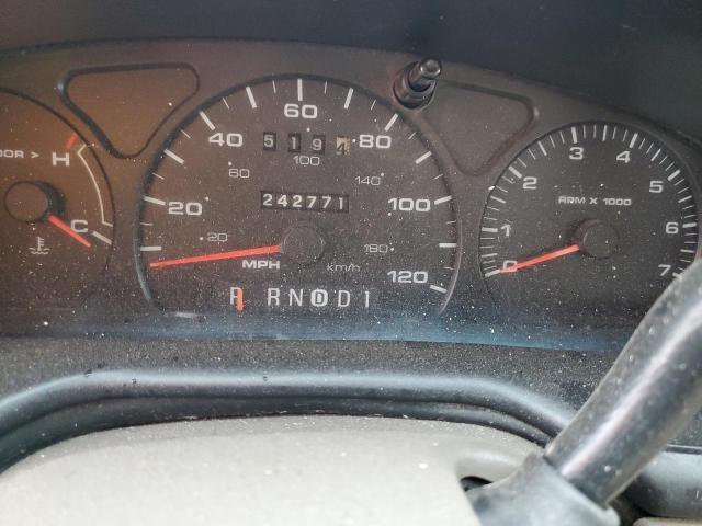 Photo 8 from auction – 2002 FORD TAURUS SE with VIN 1FAFP53U92G155907