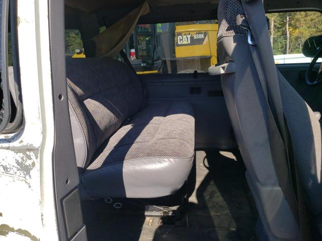Photo 6 from auction – 2000 DODGE RAM WAGON with VIN 2B5WB35Z9YK131069