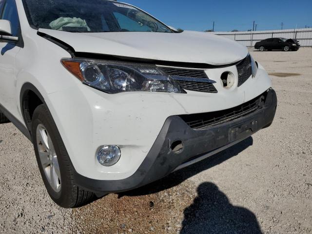 Photo 9 from auction – 2014 TOYOTA RAV4 XLE with VIN JTMWFREV0EJ024138