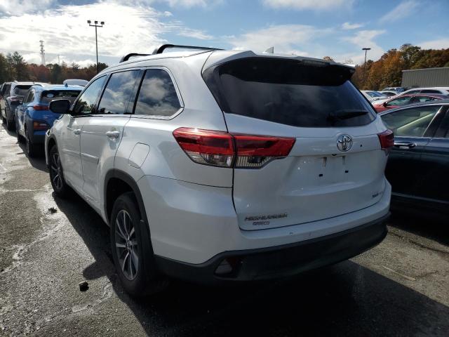 Photo 3 from auction – 2017 TOYOTA HIGHLANDER with VIN 5TDJZRFH0HS473370