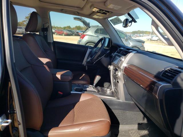 Photo 5 from auction – 2019 TOYOTA 4RUNNER SR with VIN JTEBU5JR3K5737427