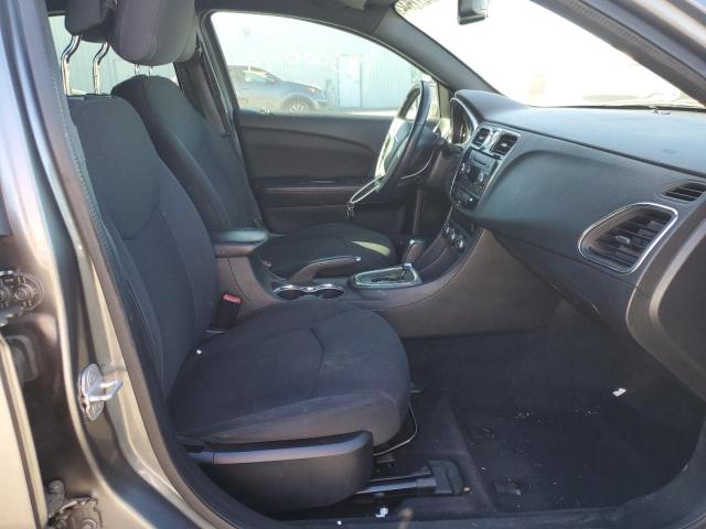 Photo 5 from auction – 2013 CHRYSLER 200 TOURIN with VIN 1C3CCBBGXDN736192
