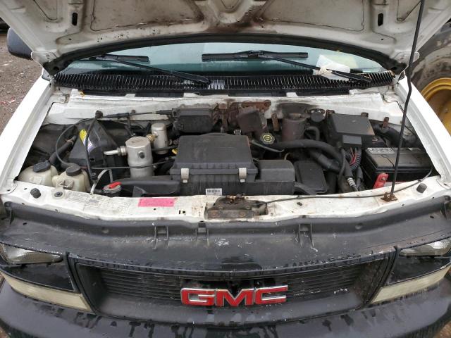 Photo 7 from auction – 2002 GMC SAFARI XT with VIN 1GTDM19XX2B502470