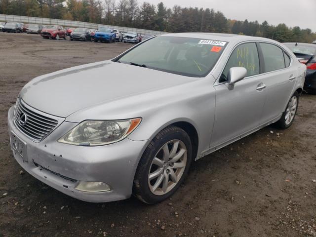 Photo 2 from auction – 2007 LEXUS LS 460L with VIN JTHGL46F075018230
