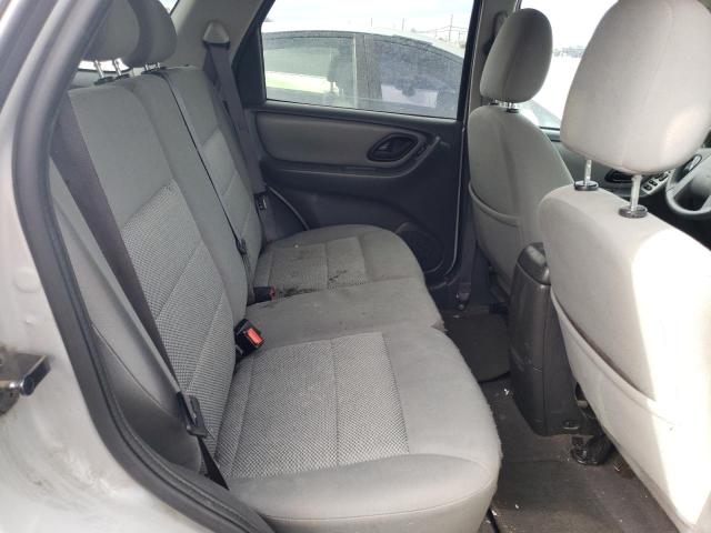 Photo 6 from auction – 2005 FORD ESCAPE XLT with VIN 1FMYU93175KB49576