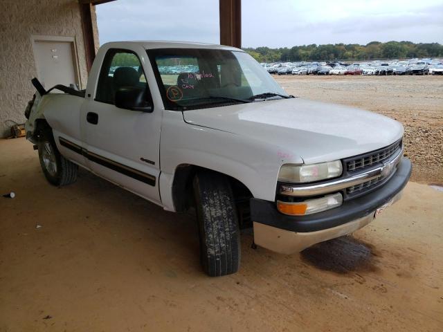 CHEVROLET SILVERADO 2000 with VIN 1GCEC14W6YZ117249 - Photo from auction