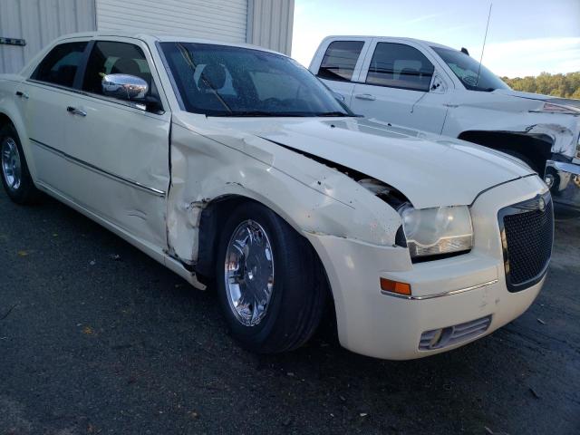 CHRYSLER 300 TOURIN 2010 with VIN 2C3CA5CV2AH319772 - Photo from auction