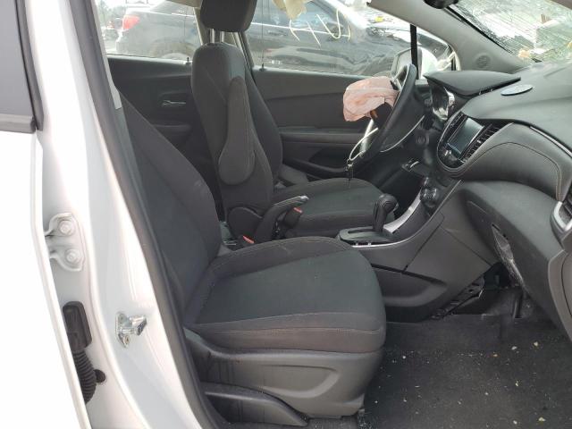 Photo 5 from auction – 2017 CHEVROLET TRAX LS with VIN KL7CJKSB6HB105465