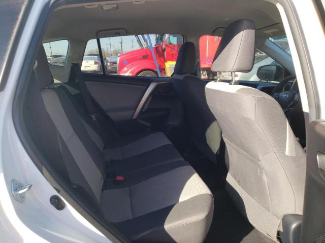 Photo 6 from auction – 2015 TOYOTA RAV4 LE with VIN JTMZFREV8FD078025