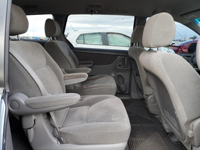 Photo 6 from auction – 2004 TOYOTA SIENNA CE with VIN 5TDZA23C14S198127