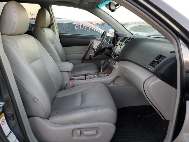 Photo 5 from auction – 2013 TOYOTA HIGHLANDER with VIN 5TDDK3EHXDS187441