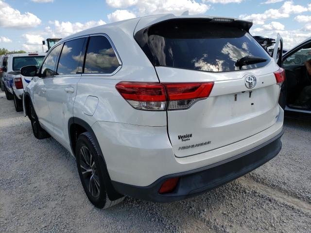 Photo 3 from auction – 2017 TOYOTA HIGHLANDER with VIN 5TDZZRFH5HS195987
