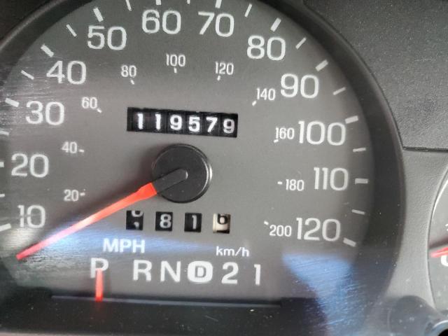 Photo 8 from auction – 2004 MERCURY GRAND MARQ with VIN 2MEFM74W44X678889