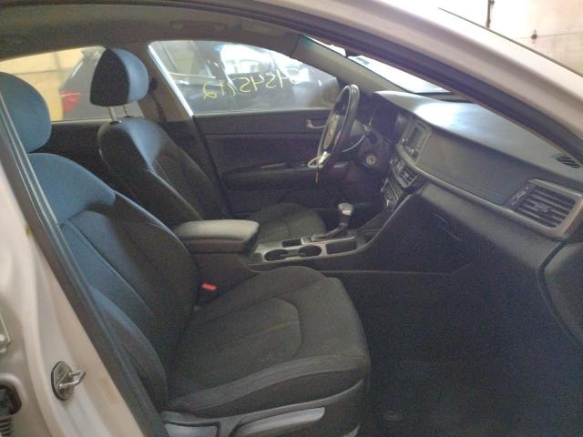 Photo 5 from auction – 2017 KIA OPTIMA LX with VIN 5XXGT4L35HG140073