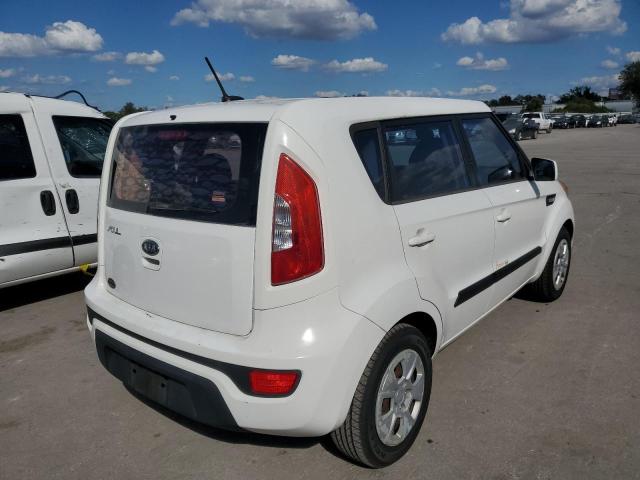 Photo 4 from auction – 2012 KIA SOUL with VIN KNDJT2A5XC7444659