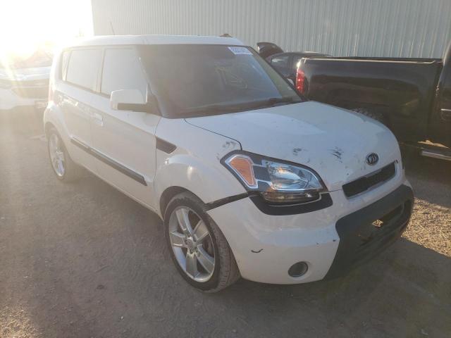 KIA SOUL + 2010 with VIN KNDJT2A26A7165812 - Photo from auction