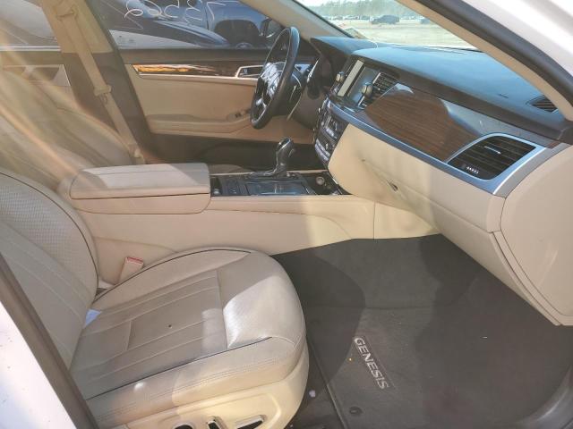 Photo 5 from auction – 2016 HYUNDAI GENESIS 3. with VIN KMHGN4JE1GU107428