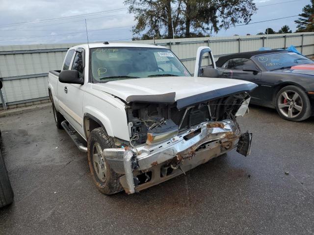 CHEVROLET SILVERADO 2005 with VIN 1GCEK19B55Z108515 - Photo from auction