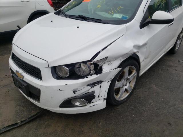 Photo 9 from auction – 2015 CHEVROLET SONIC LTZ with VIN 1G1JE6SB0F4119006