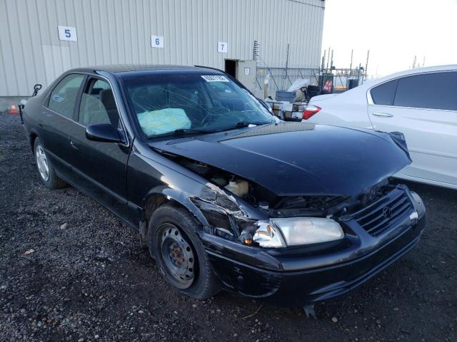 TOYOTA CAMRY CE 1998 with VIN JT2BF22K8W0085690 - Photo from auction