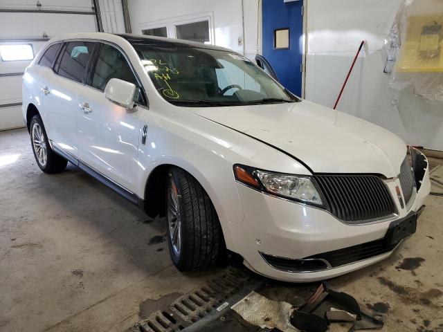 LINCOLN MKT 2016 with VIN 2LMHJ5AT2GBL01075 - Photo from auction