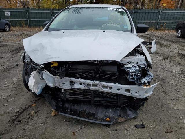 Photo 9 from auction – 2017 FORD FOCUS S with VIN 1FADP3E22HL281064