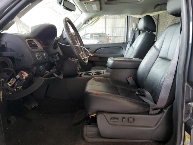 Photo 5 from auction – 2011 CHEVROLET AVALANCHE with VIN 3GNTKFE3XBG224749