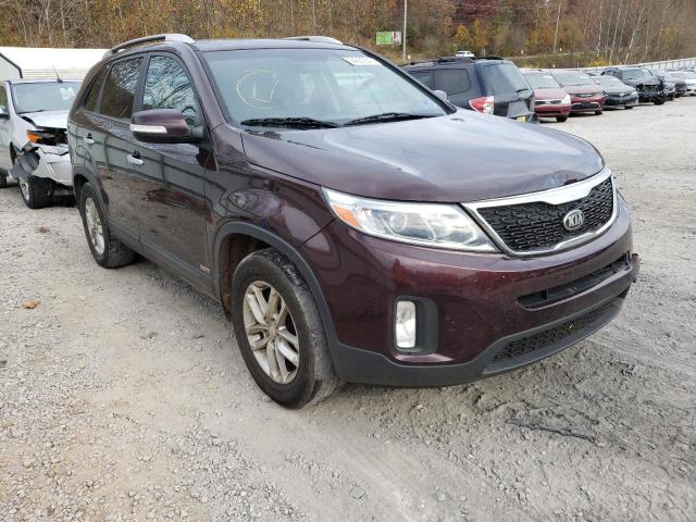 KIA SORENTO LX 2015 with VIN 5XYKTCA69FG652851 - Photo from auction