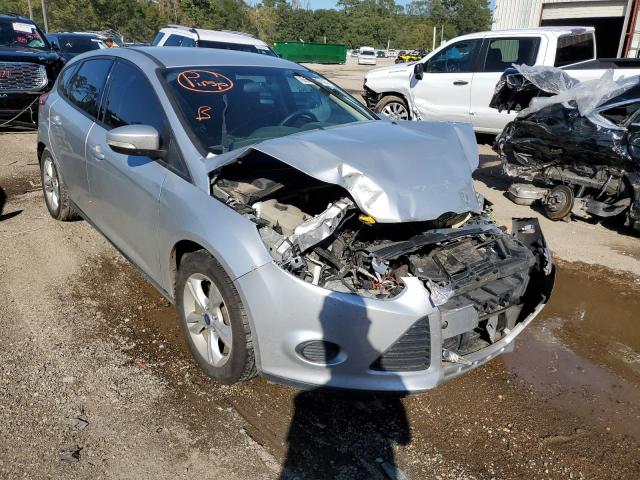 FORD FOCUS SE 2014 مع رقم تعريف المركبة 1FADP3K29EL186324 - صورة من المزاد