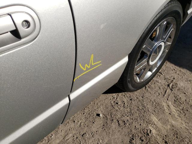 Photo 9 from auction – 2004 FORD THUNDERBIR with VIN 1FAHP60A94Y111718