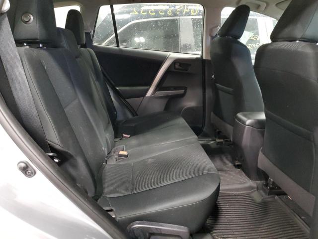 Photo 6 from auction – 2017 TOYOTA RAV4 LE with VIN 2T3BFREV0HW647988