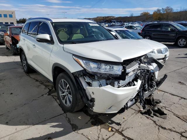 TOYOTA HIGHLANDER 2019 with VIN 5TDJZRFHXKS562578 - Photo from auction