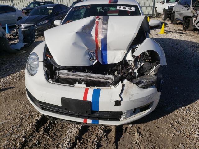 Photo 9 from auction – 2014 VOLKSWAGEN BEETLE with VIN 3VWJ07AT6EM638860