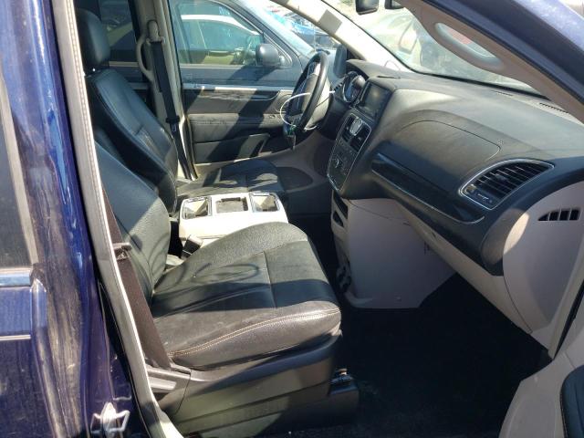 Photo 5 from auction – 2015 CHRYSLER TOWN & COU with VIN 2C4RC1BG2FR656326