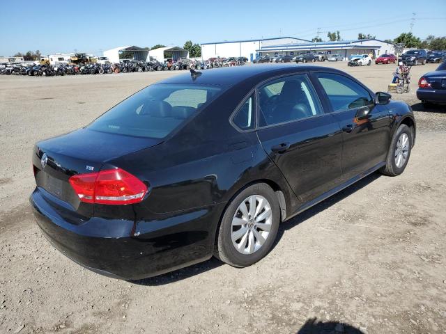 Photo 4 from auction – 2014 VOLKSWAGEN PASSAT S with VIN 1VWAS7A36EC105080