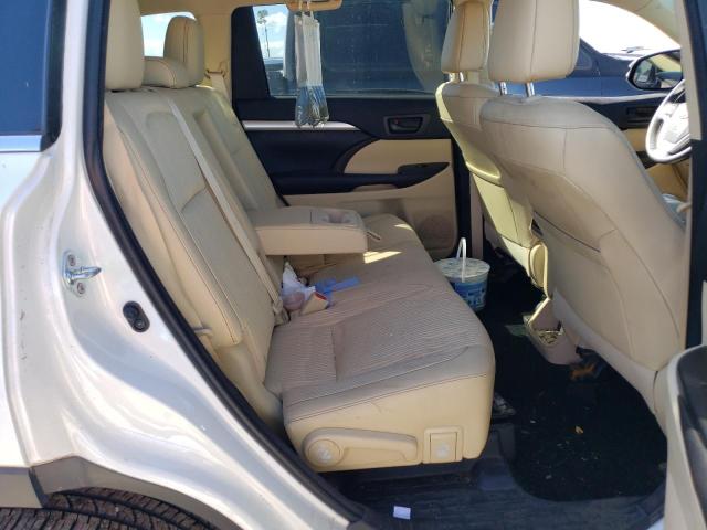 Photo 6 from auction – 2016 TOYOTA HIGHLANDER with VIN 5TDBKRFH6GS298646
