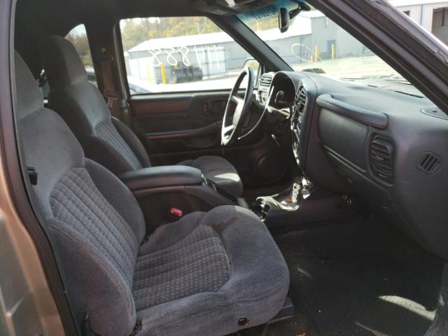 Photo 5 from auction – 1999 CHEVROLET BLAZER with VIN 1GNCT18W5XK237866