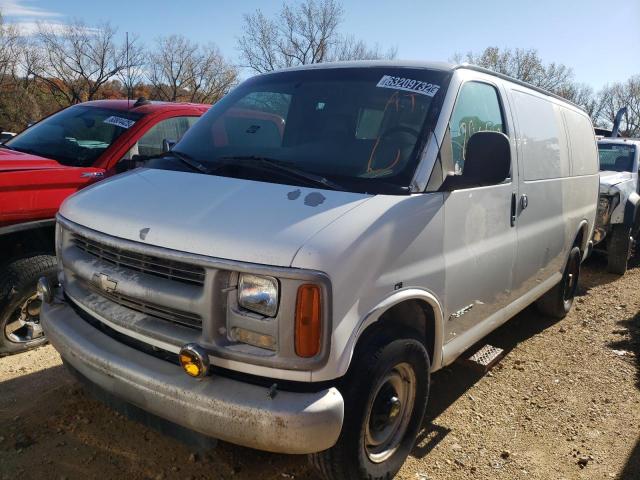 CHEVROLET EXPRESS G3 2001 with VIN 1GCHG35R911171137 - Photo from auction