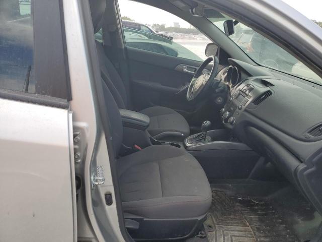 Photo 5 from auction – 2011 KIA FORTE SX with VIN KNAFW4A33B5411842