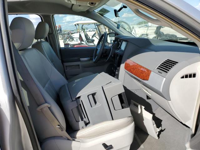 Photo 5 from auction – 2008 CHRYSLER TOWN & COU with VIN 2A8HR54P58R699259