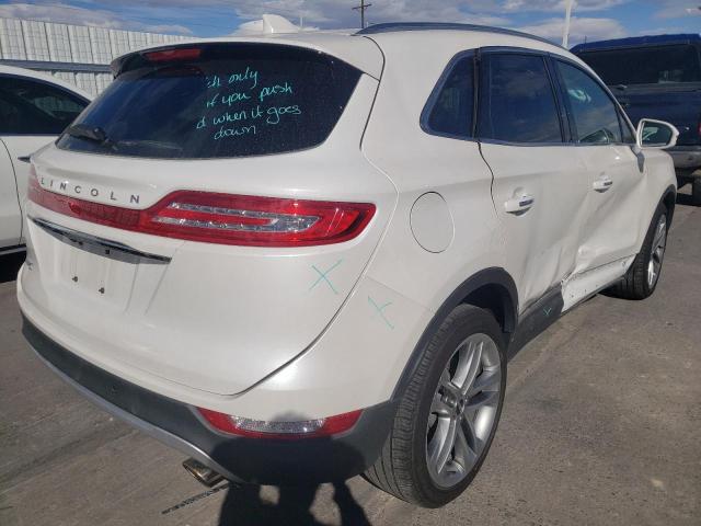 Photo 4 from auction – 2019 LINCOLN MKC RESERV with VIN 5LMCJ3D97KUL27293