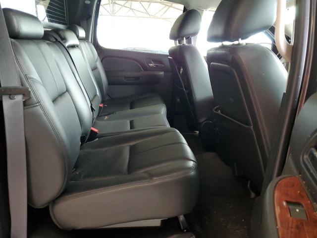 Photo 6 from auction – 2011 CHEVROLET AVALANCHE with VIN 3GNTKFE3XBG224749