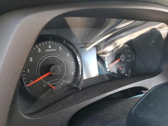 Photo 8 from auction – 2017 TOYOTA SIENNA LE with VIN 5TDKZ3DC5HS775326