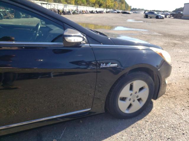Photo 9 from auction – 2012 HYUNDAI SONATA HYB with VIN KMHEC4A44CA042302