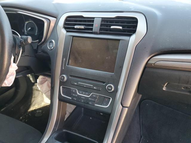 Photo 9 from auction – 2017 FORD FUSION SE with VIN 3FA6P0HD4HR299362