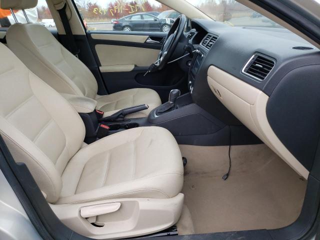 Photo 5 from auction – 2011 VOLKSWAGEN JETTA SE with VIN 3VWDZ7AJ2BM097464