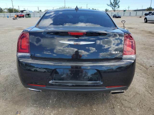 Photo 6 from auction – 2019 CHRYSLER 300 S with VIN 2C3CCABG3KH566208