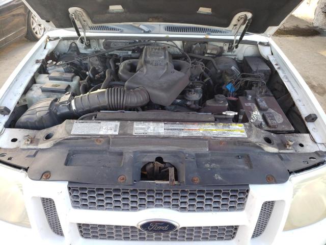 Photo 7 from auction – 2001 FORD EXPLORER S with VIN 1FMZU67E71UA00177