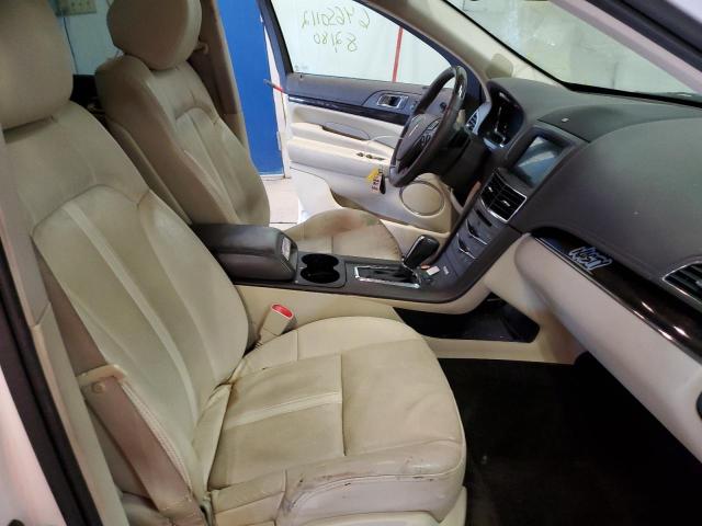 Photo 5 from auction – 2016 LINCOLN MKT with VIN 2LMHJ5AT2GBL01075